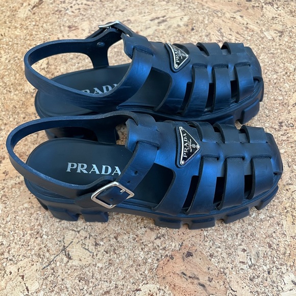 Authentic PRADA sandals - Picture 2 of 6